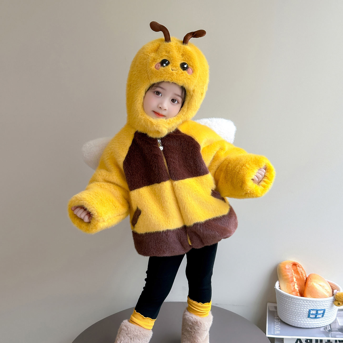 Yours Clothing Summer Jackets - Cartoon Little Bee Girl Cotton-Padded Jacketkid