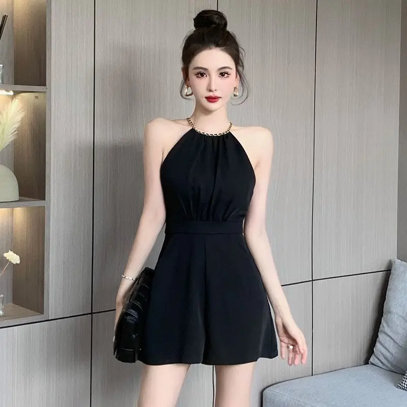 Cool White Woman Shorts Office - Summer Clothing Trends 2025 评论和价格