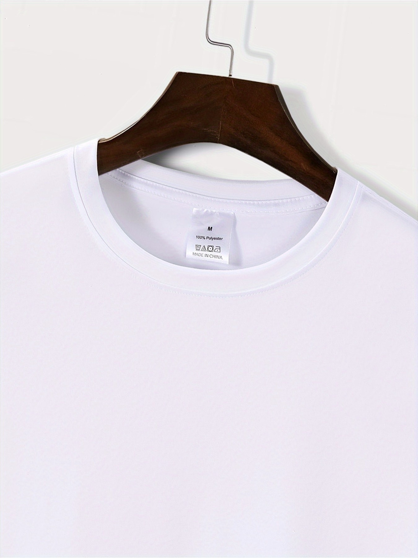 The men's short-sleeved shirt  - Summer Clothing Must Haves 评论和价格